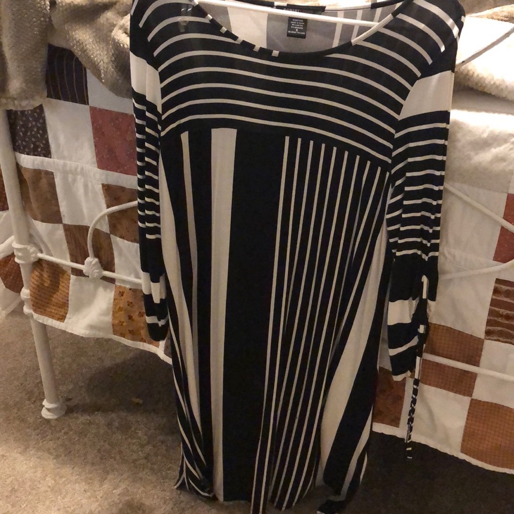 Women’s dress